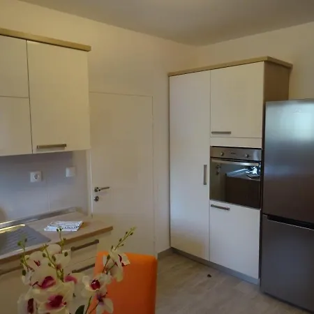 860c Biograd na Moru